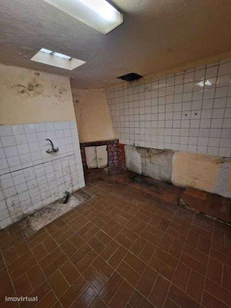 Prédio de 4 andares seia (Serra da Es)trela) - Grande imagem: 5/12