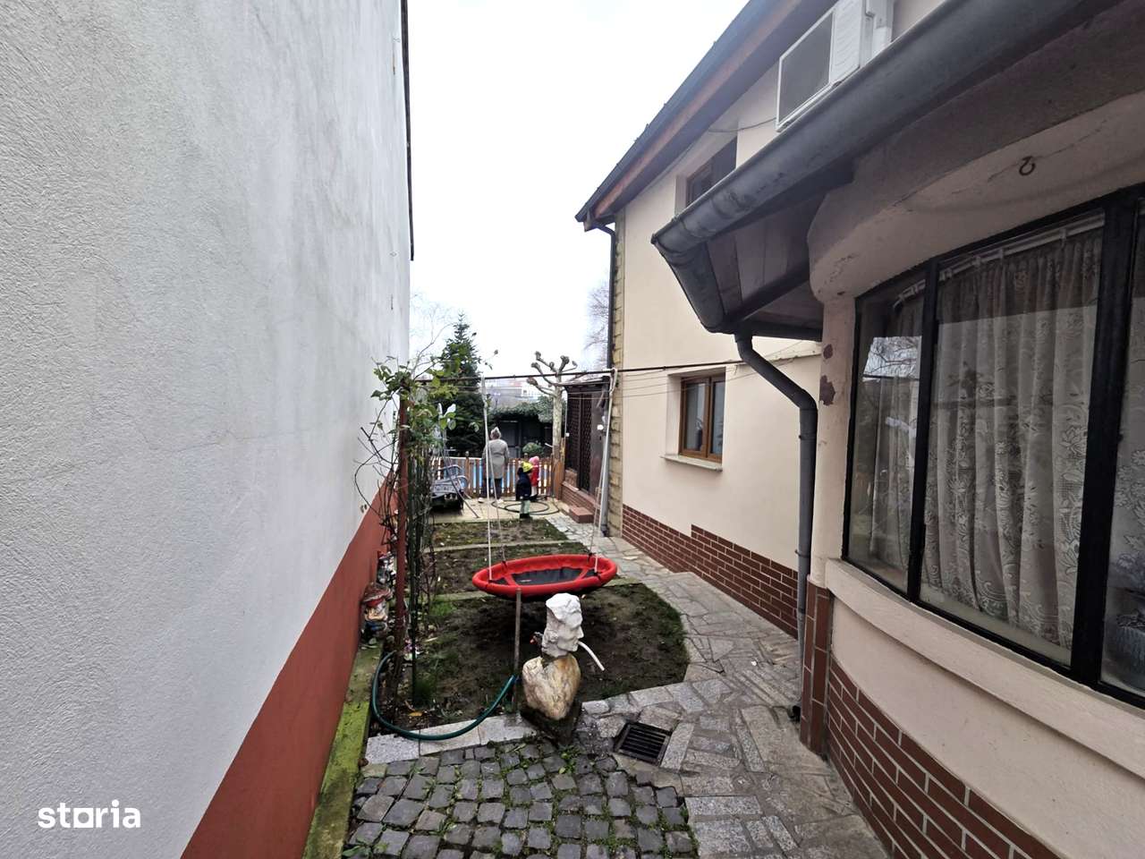 Vanzare vila P+M Ostrov/Pantelimon, langa Lacul Fundeni, teren 250 mp-1