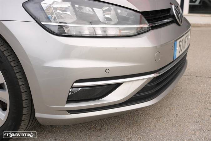 VW Golf Variant 1.6 TDi Confortline DSG - 11