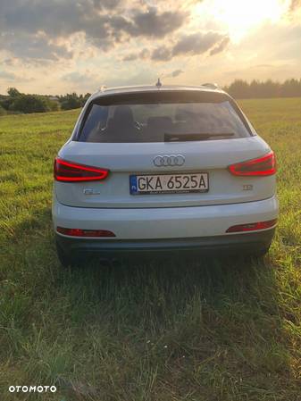 Audi Q3 2.0 TDI Quattro S tronic - 11