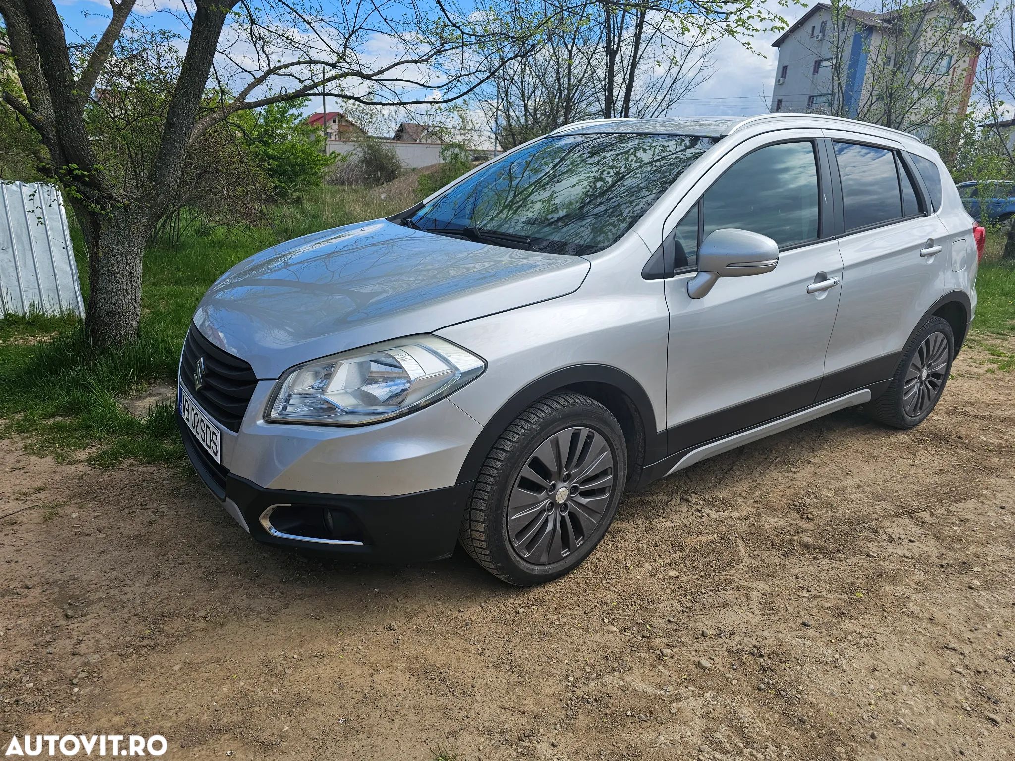 Suzuki SX4 S-Cross 1.6 DDIS Comfort - 1