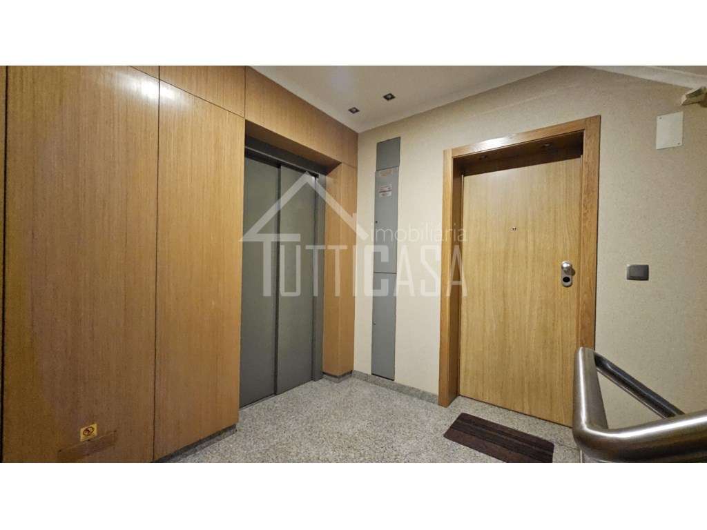 Apartamento estilo duplex T2+1 na Malveira-47