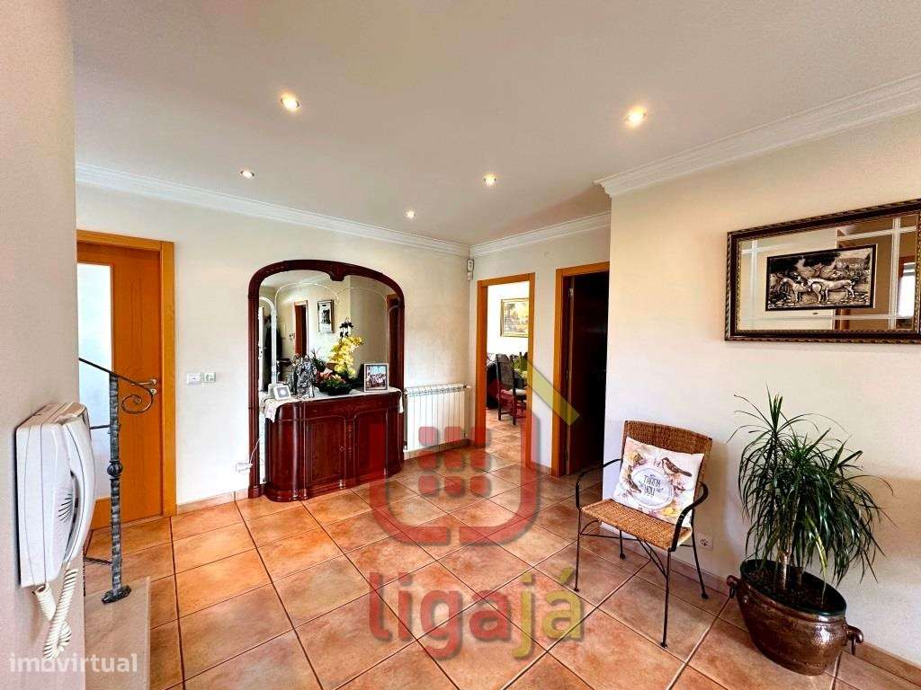 Moradia T5 de Excelência em Ourém!-9