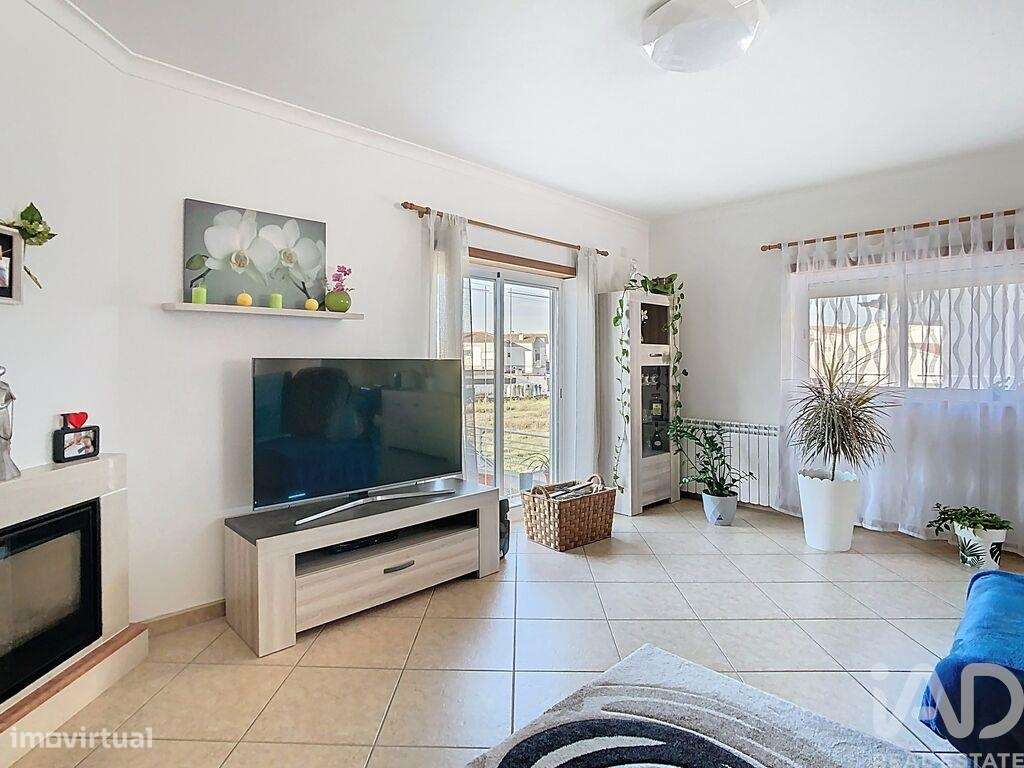 Casa / Villa T4 em Vieira de Leiria de 185 m2 - Grande imagem: 5/38