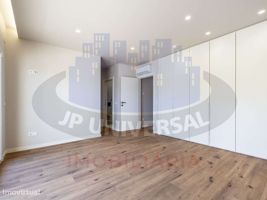 Vende-se Moradia T3 Exclusiva , Garagem, Jardim e Acabamentos de Luxo-30