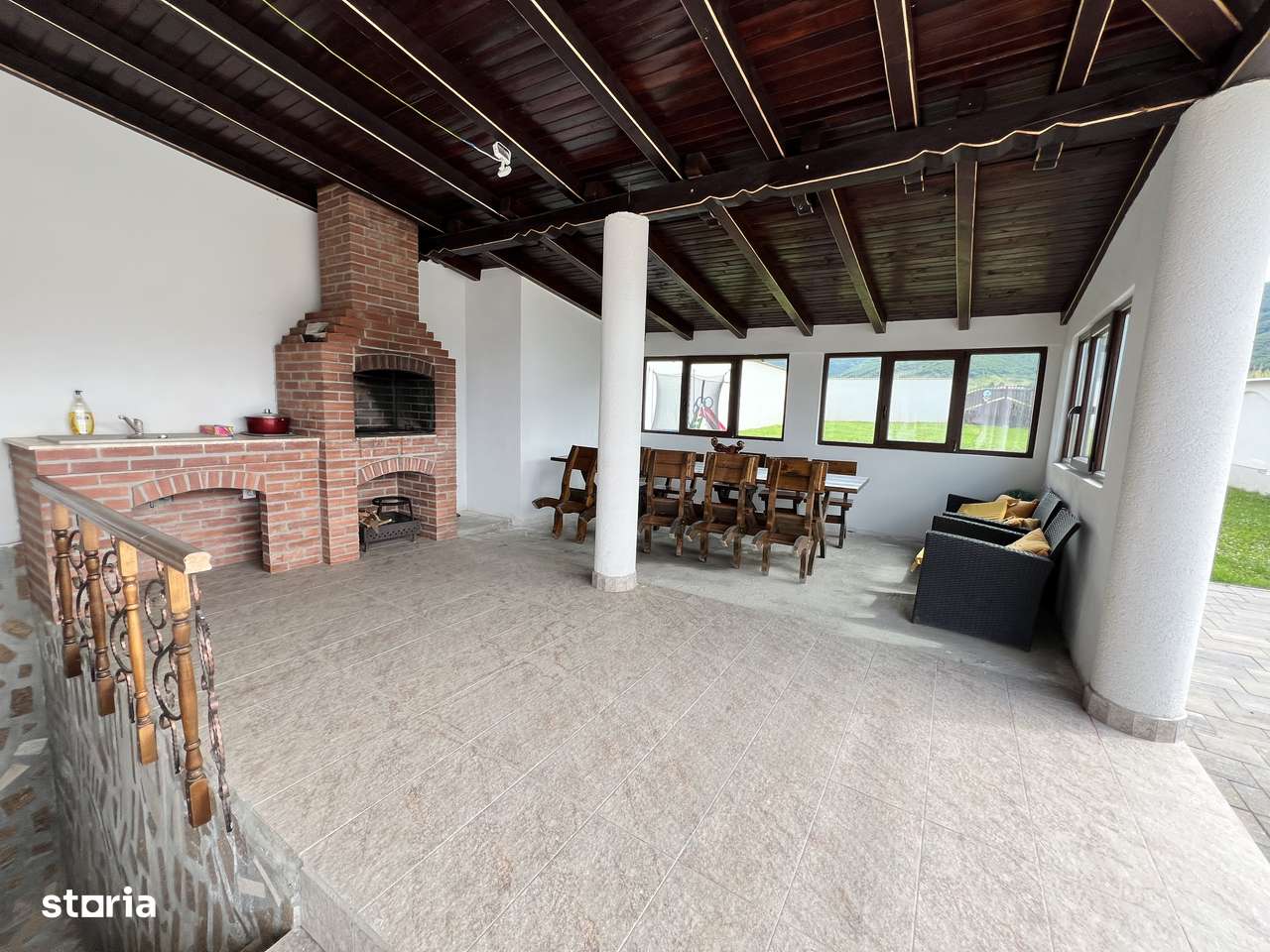 INCHIRIEZ casa individuala 5 camere,renovata,comuna Gura Raului - Imagine principală: 4/16