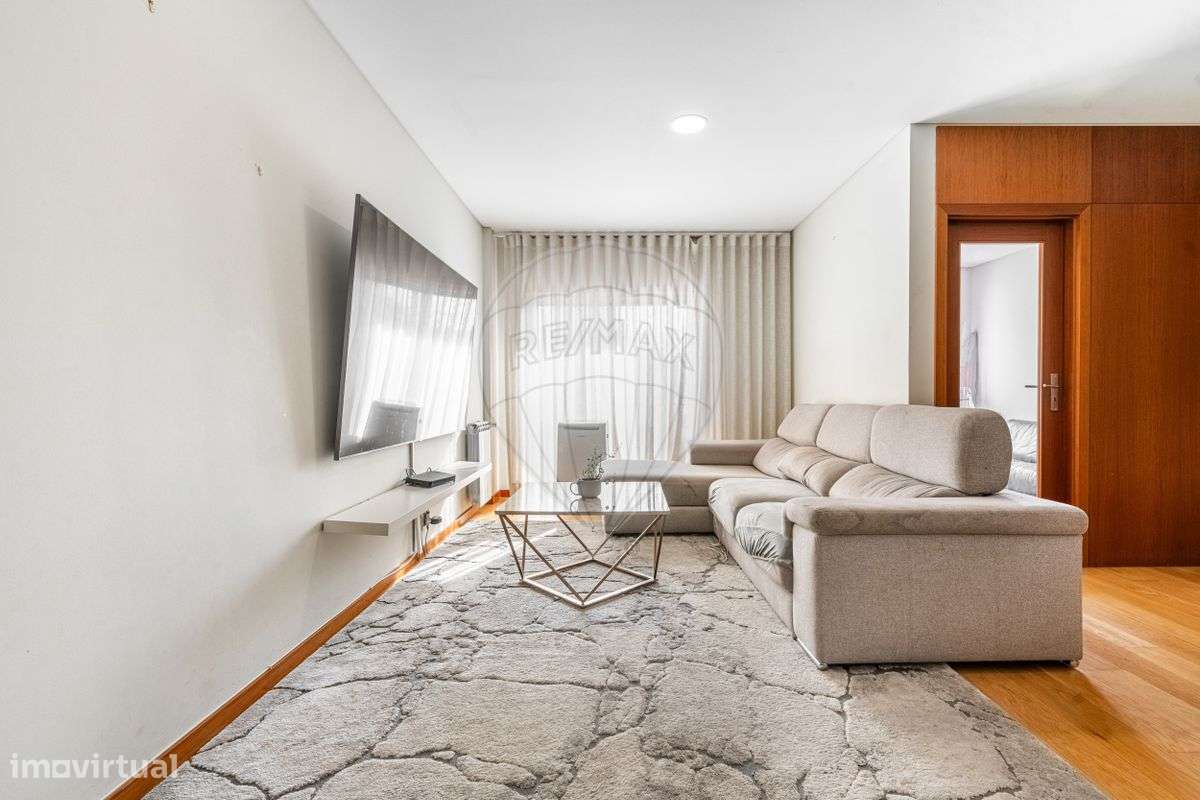 Apartamento T5 para arrendamento - Grande imagem: 1/28