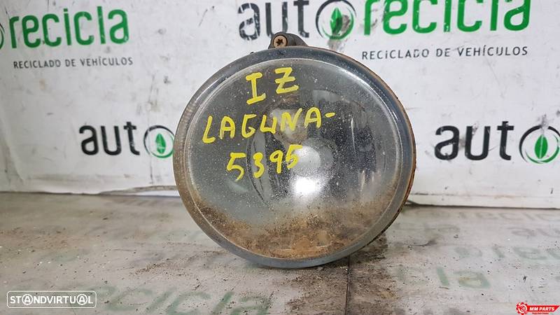 FAROL DE NEVOEIRO ESQUERDO RENAULT LAGUNA I B56, 556 1999 - 1