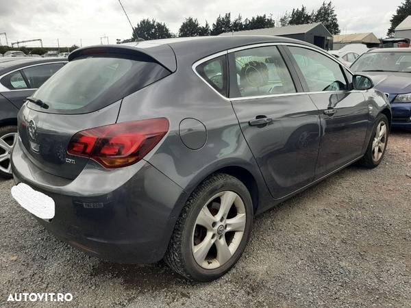 Aripa stanga spate Opel Astra J 2010 HATCHBACK 1.7 CDTI DTJ - 5