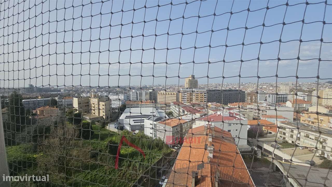 Apartamento T3 Remodelado-27