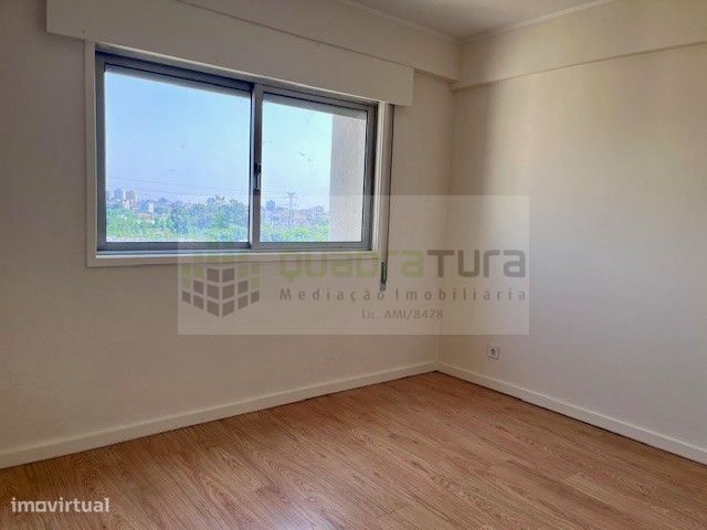 Apartamento T3 com Varanda e vistas desafogadas | Santa Luzia | Par...-14