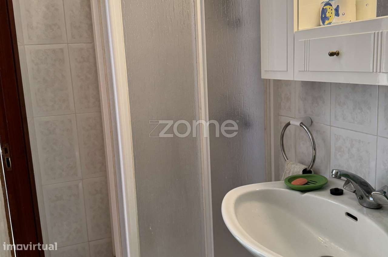 T5+2 TRIPLEX A 1,5 KM DA PRAIA DA MANTA ROTA – TOTALMENTE MOBILADO ...-13