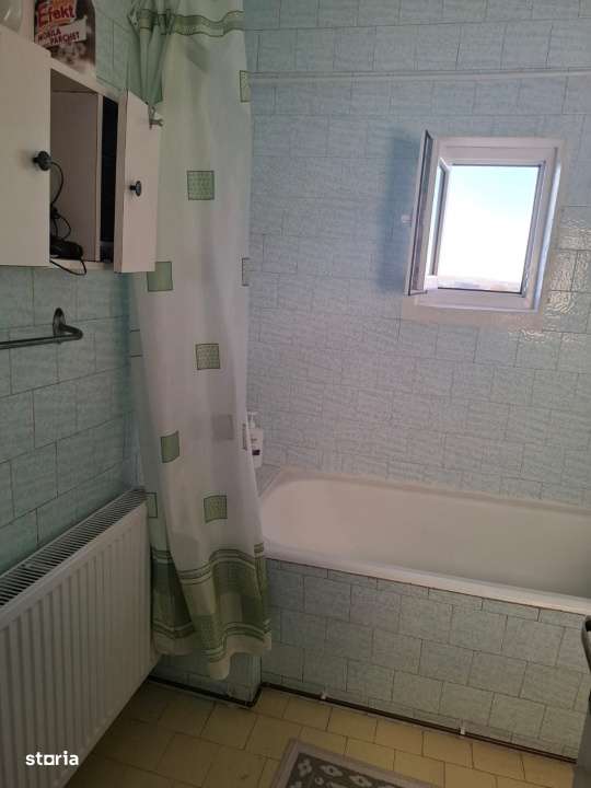 Apartament 3 camere etaj 4 cu garaj in Nadlac-9