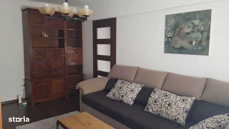 Vand apt 2 camere, 50 mp, etaj 3 din 8, 5 min. Metrou Piata Muncii