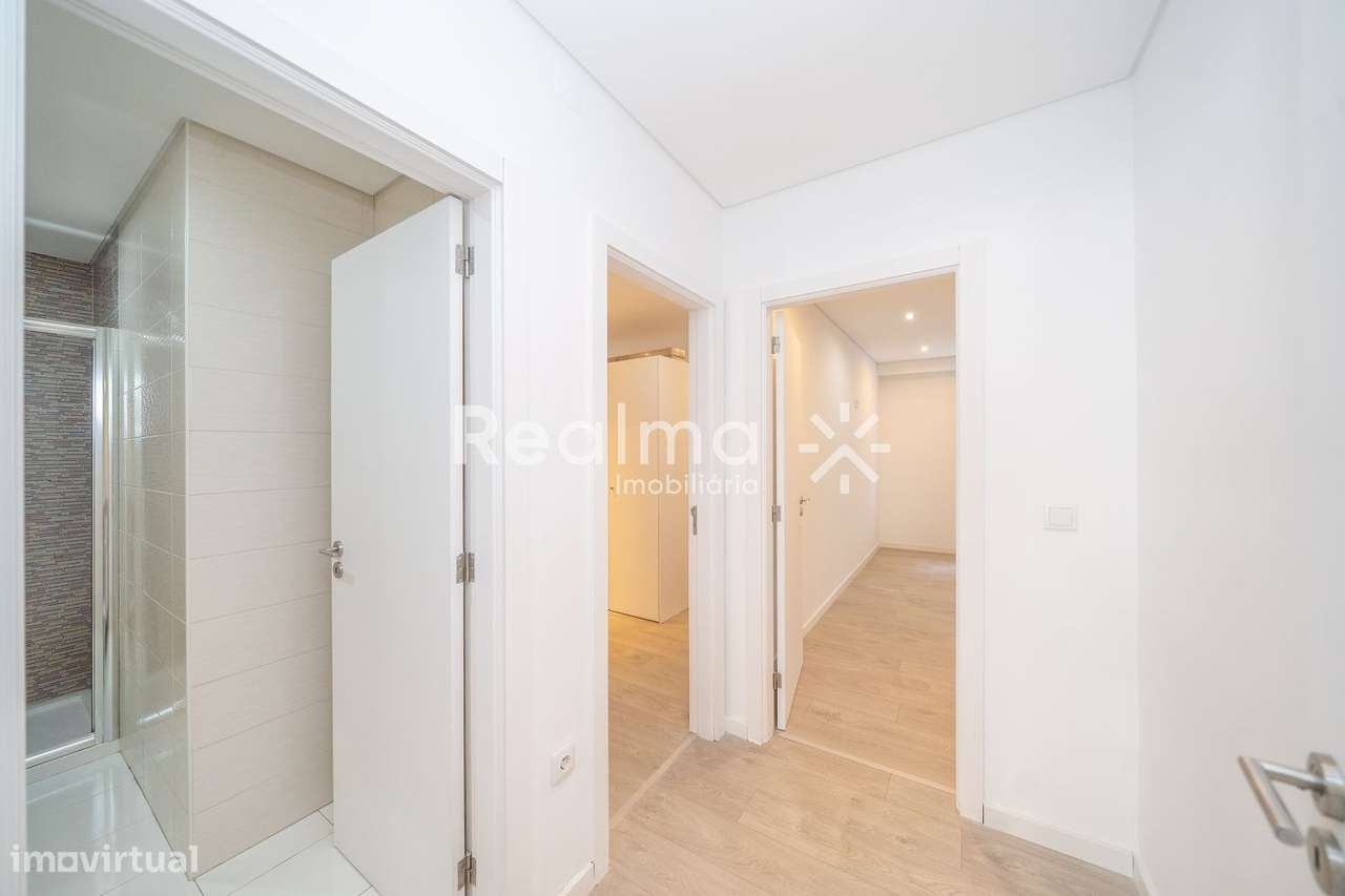 Apartamento T2 Renovado - S.José de S.Lazaro-18