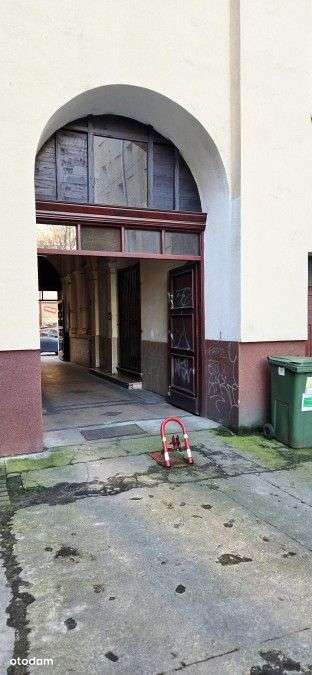 Mieszkanko w oficynie przy Małopolskiej szuka nowego Właściciela-12