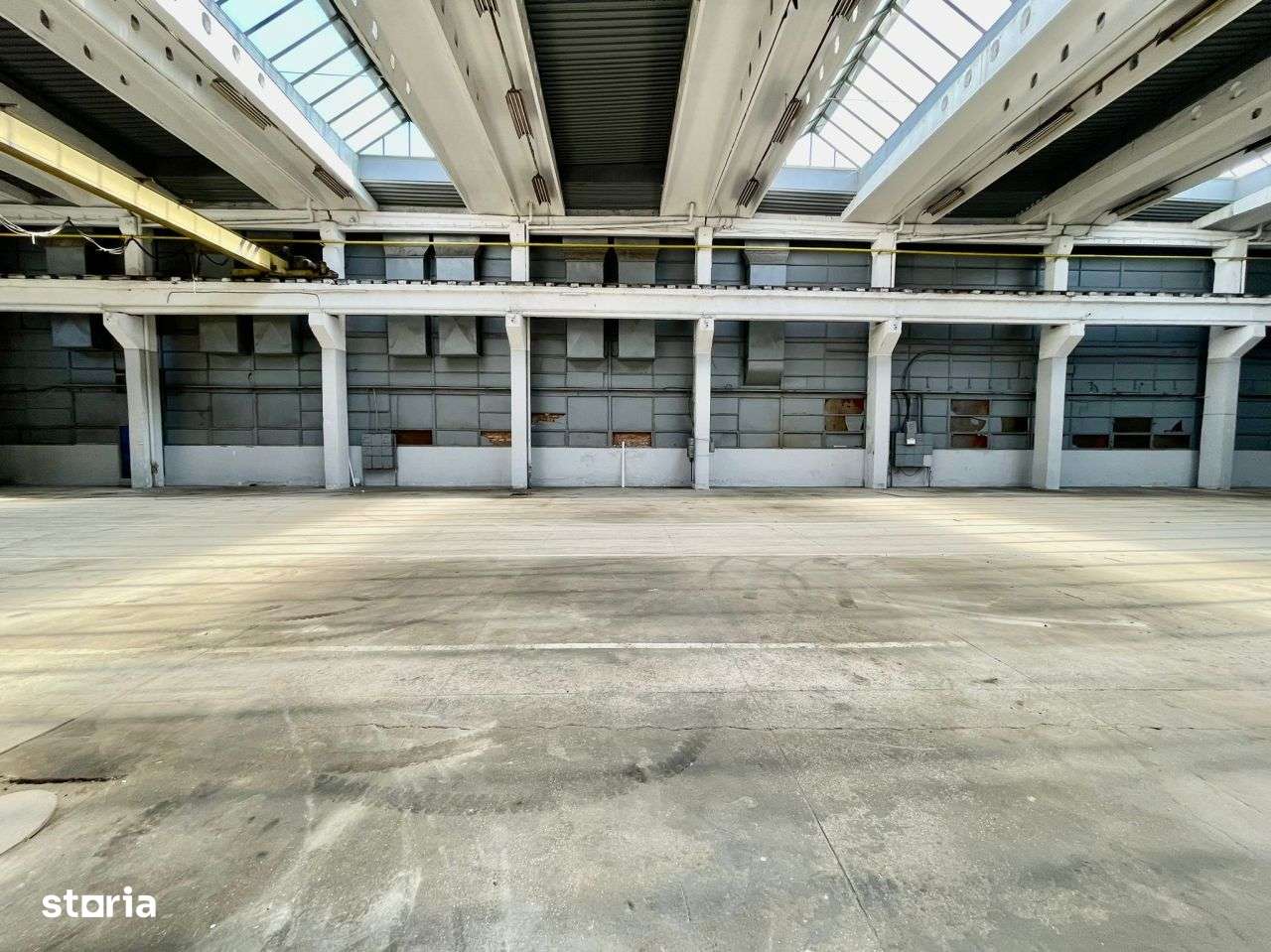 Hala 1100mp Brasov ! - Imagine principală: 3/4