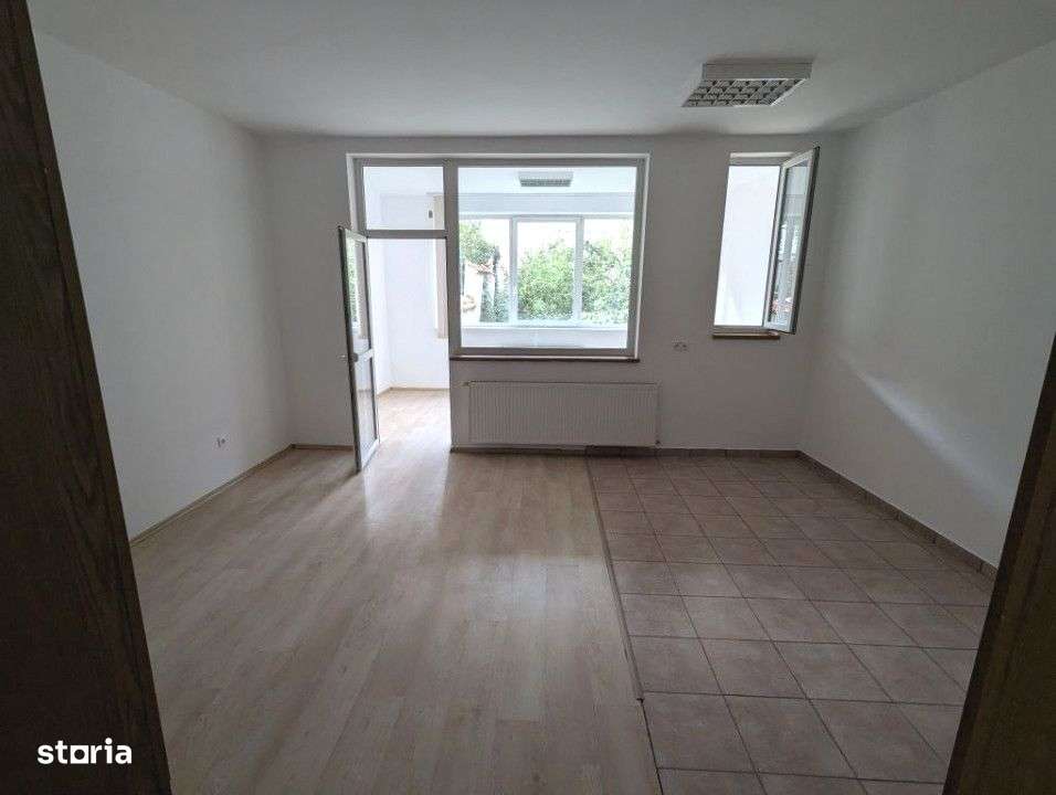 Apartament 2 camere ultracentral,posibilitate birouri - Imagine principală: 2/7