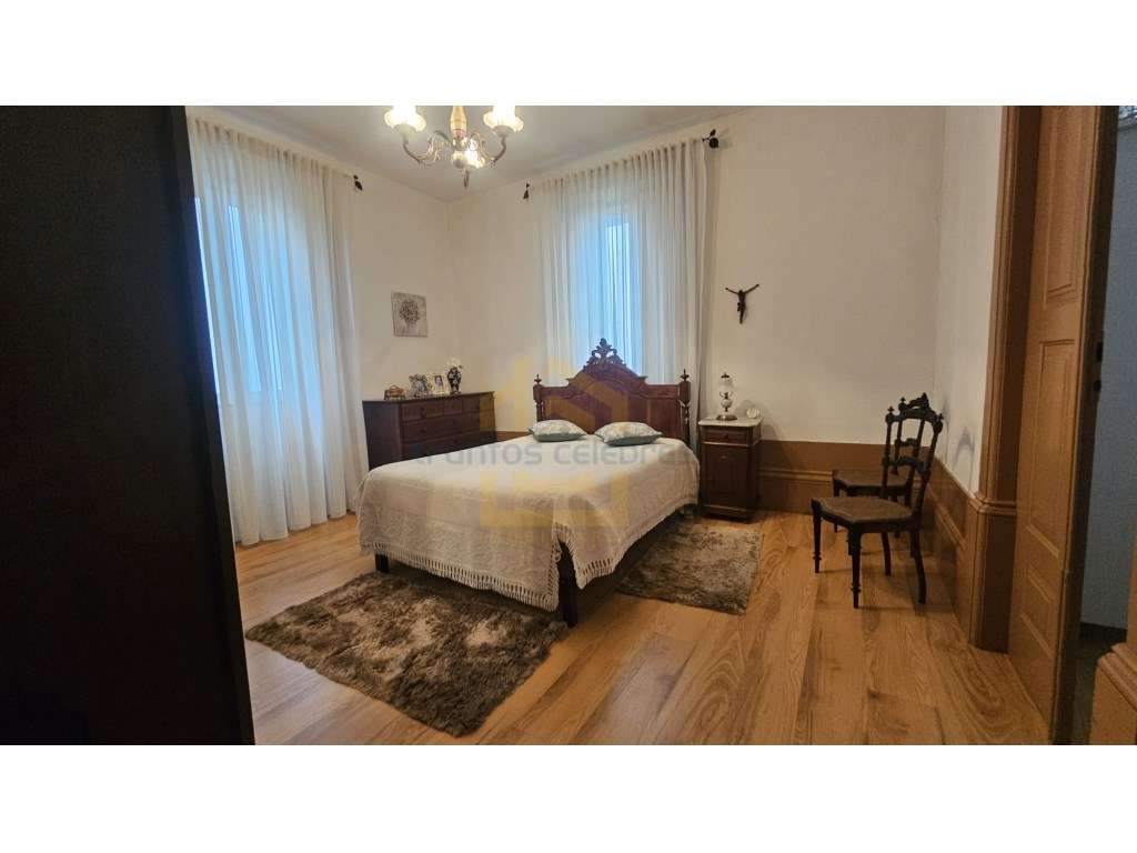 Moradia Rústica em Pedra T4 com Terreno - Póvoa de Varzim-21