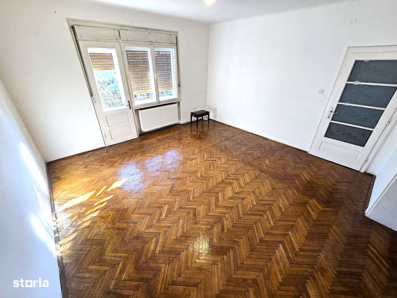 Apartament 3 camere, garaj si teren – Str. Simion Barnutiu nr. 3, Et 1-3