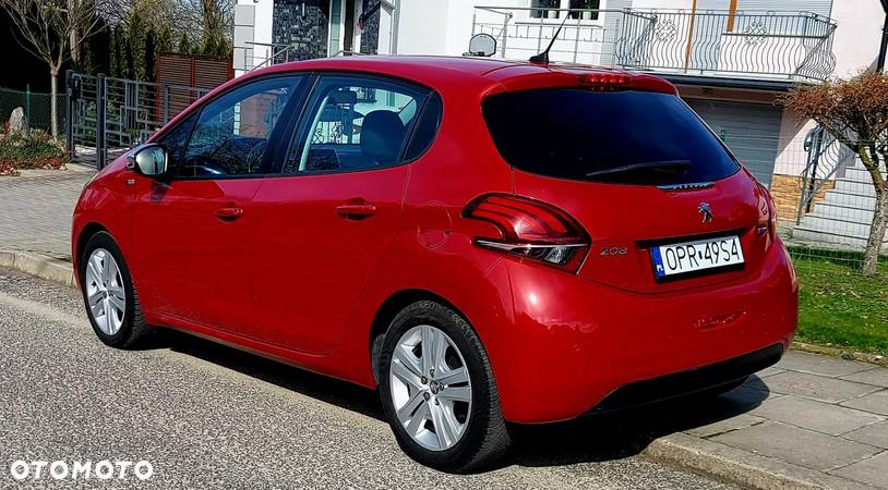 Peugeot 208 1.2 PureTech Allure - 10