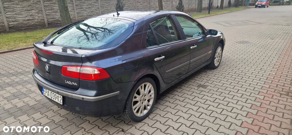 Renault Laguna 1.8 RXT - 3