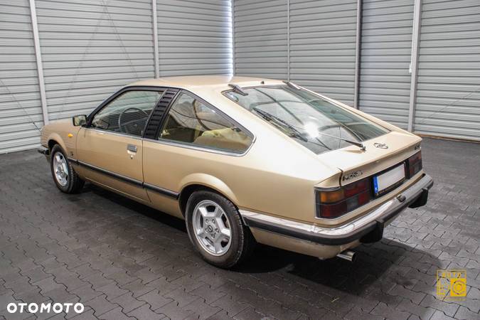 Opel Monza 3.0i - 4