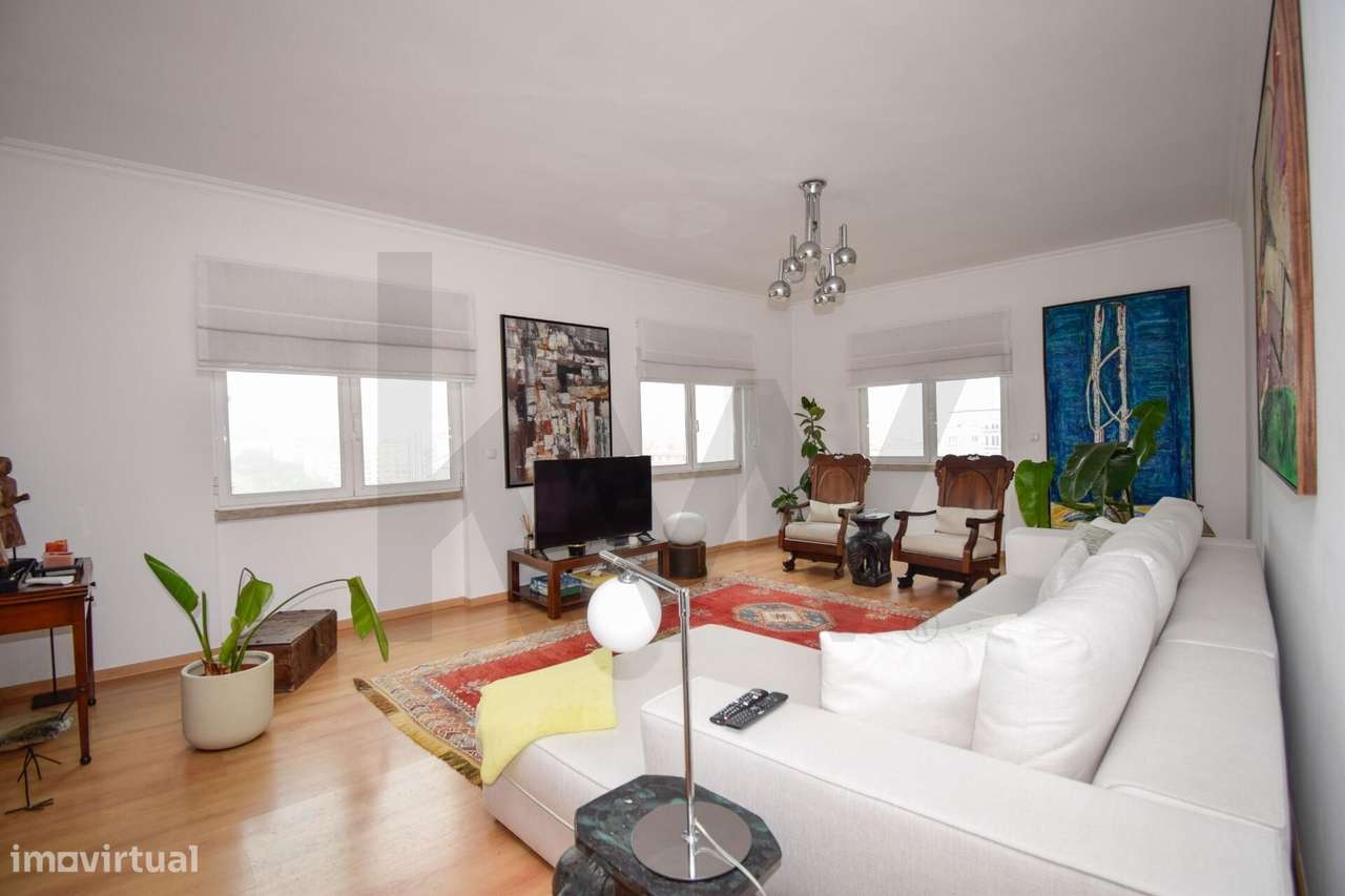 Fantástico T7 na Alameda Dom Afonso Henriques - Grande imagem: 4/32