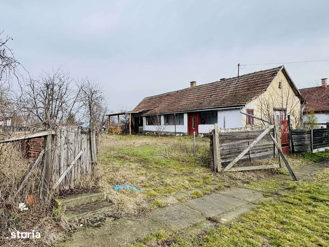 Casă țărănească la 10 km de Oradea  - Teren 2000mp - IMOBIHOR-1