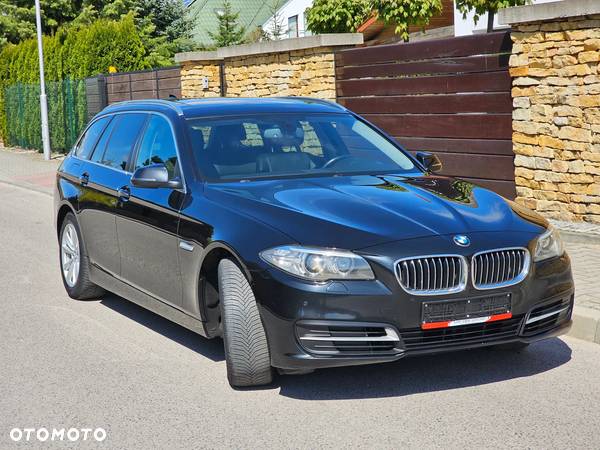 BMW Seria 5 518d Touring - 14