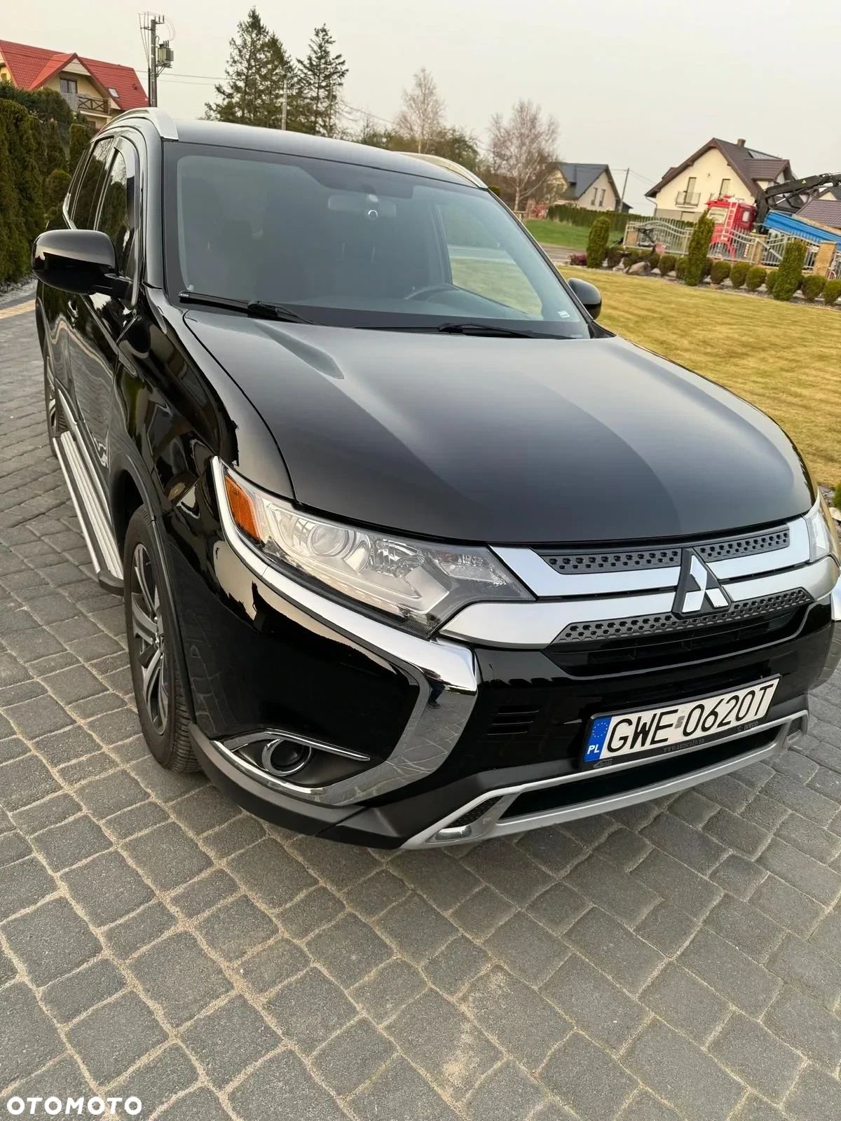 Mitsubishi Outlander 2.4 4WD CVT Intense - 1