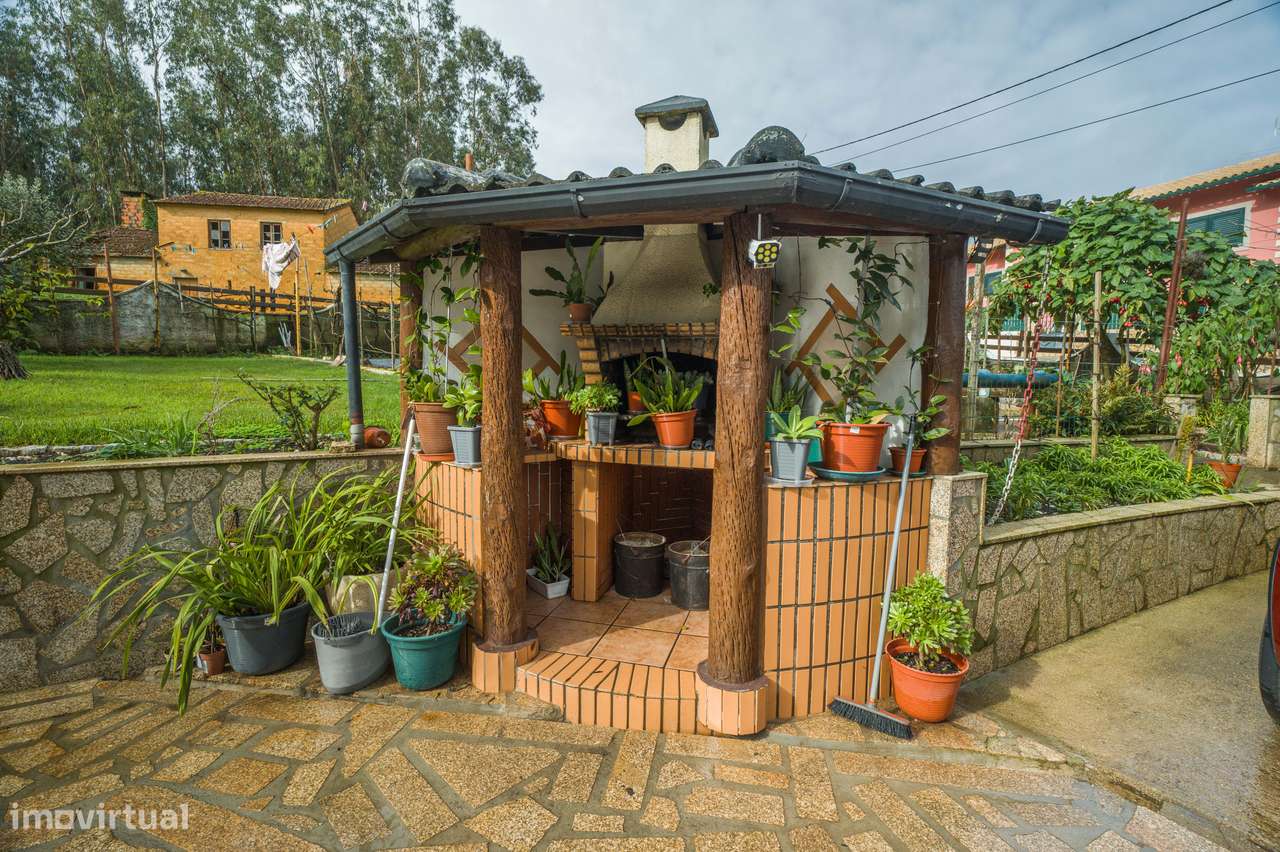 Moradia T4 de Arquitetura Francesa em Serém – Macinhata de Vouga-33