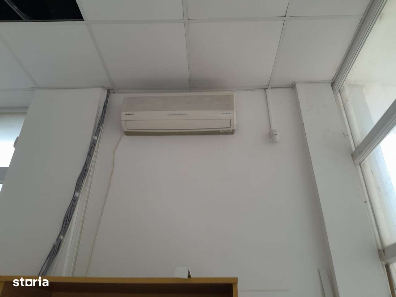 Spatiu de birou de vanzare, zona Piata Ovidiu - Imagine principală: 3/4