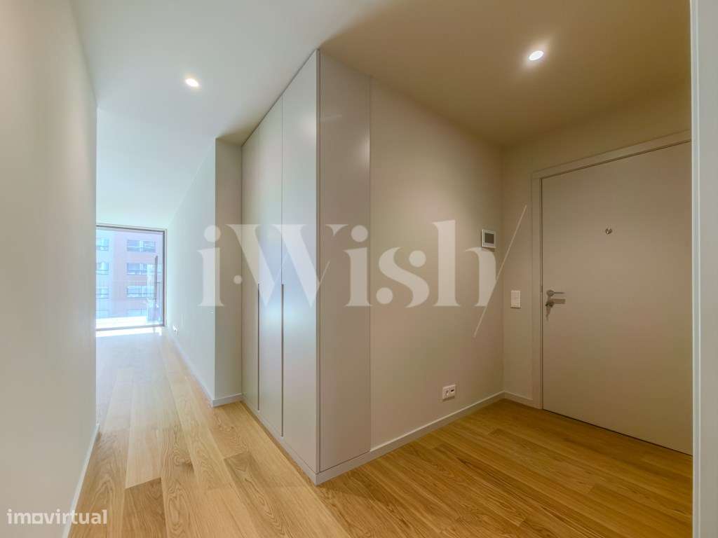 Apartamento pronto com 3 quartos e varanda nos Jardins da Arrábida - Grande imagem: 2/33