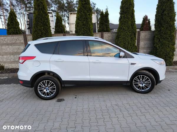 Ford Kuga 2.0 TDCi 2x4 Individual - 13