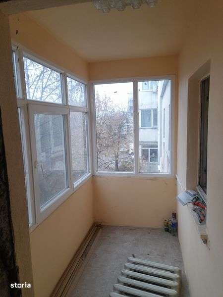 Oferta apartament 3 camere central Rosiori de vede - Imagine principală: 4/7