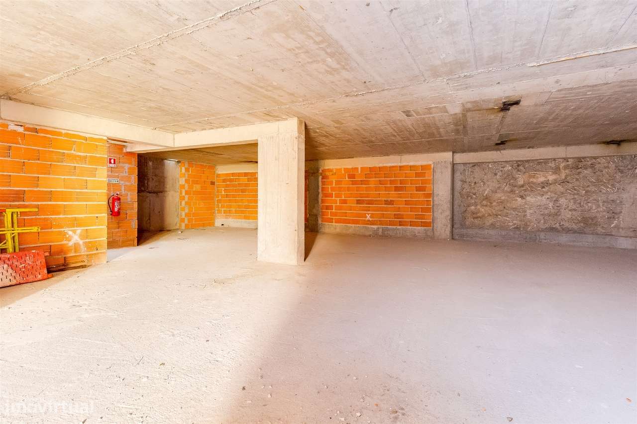 Loja para Arrendamento no Coração de Leiria - Grande imagem: 5/20