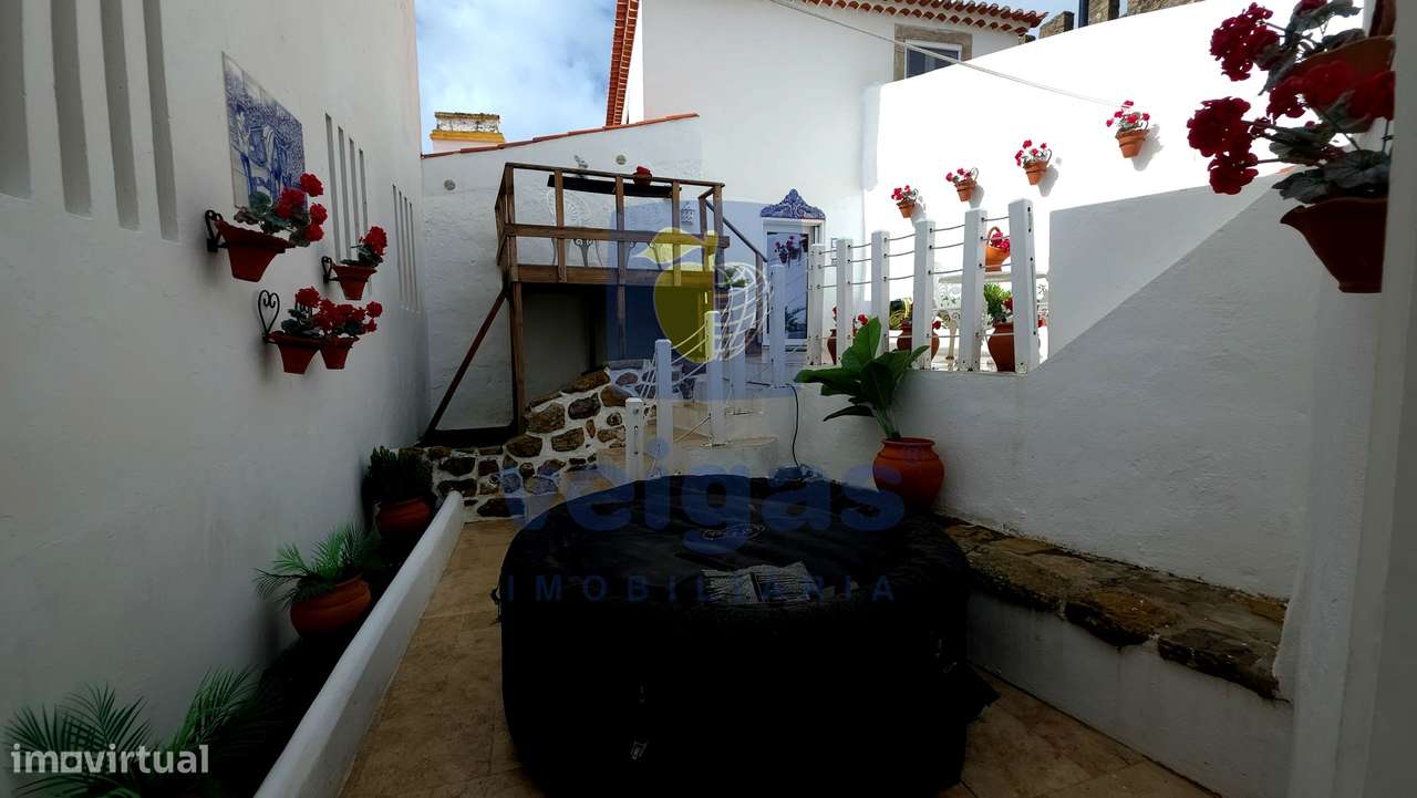 Moradia T1 renovada dentro das muralhas de Óbidos, com terraço, jardim-14