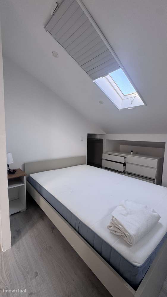 T0 remodelado a 3' do metro da Reboleira - Grande imagem: 5/11