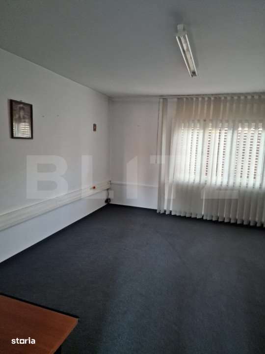 Casa Individuala spatioasa, 6 camere, 160 mp, in zona Girocului - Imagine principală: 3/8