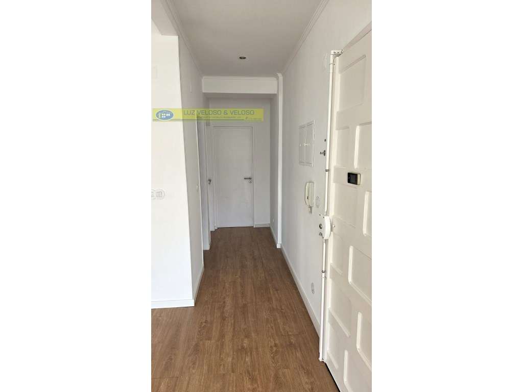 T2 Serra das Minas, remodelado, Arrecadação/Garagem-26