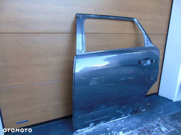 Peugeot 5008 drzwi tylne - 2