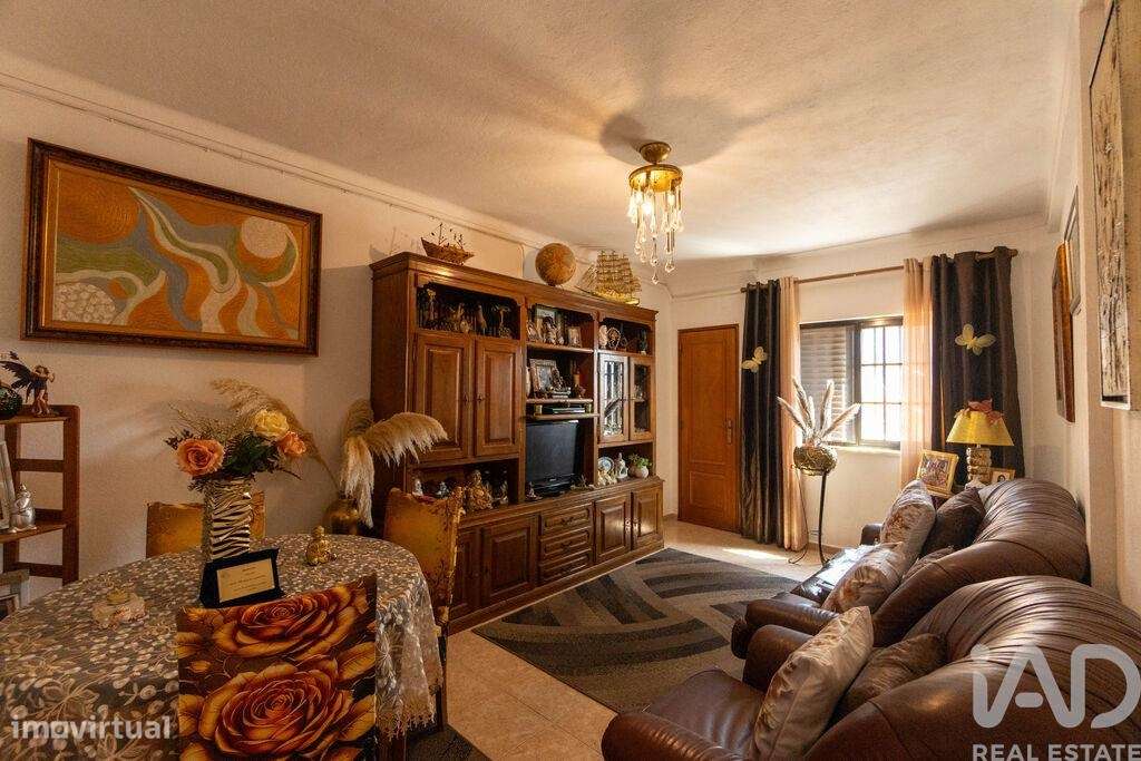 Casa / Villa T10 em Setúbal (São Sebastião) de 244,00 m2 - Grande imagem: 3/11