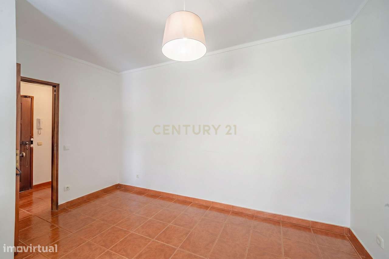 Apartamento T2 em Santarém - Oportunidade Única!-12
