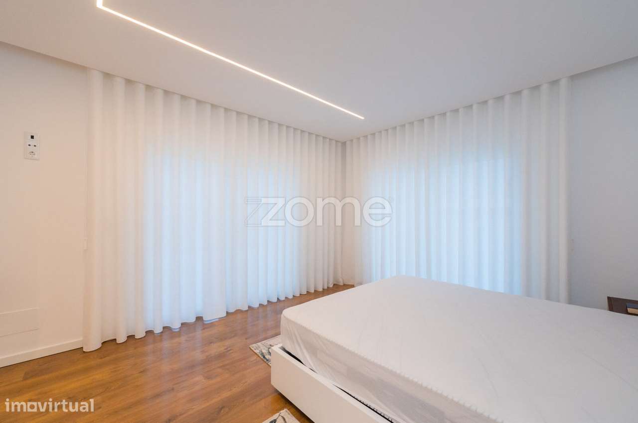 Moradia T4 com psicina-56