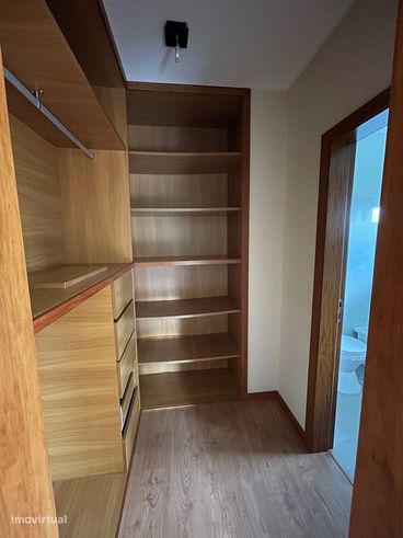 Apartamento T3 com garagem dupla – São Bernardo-21