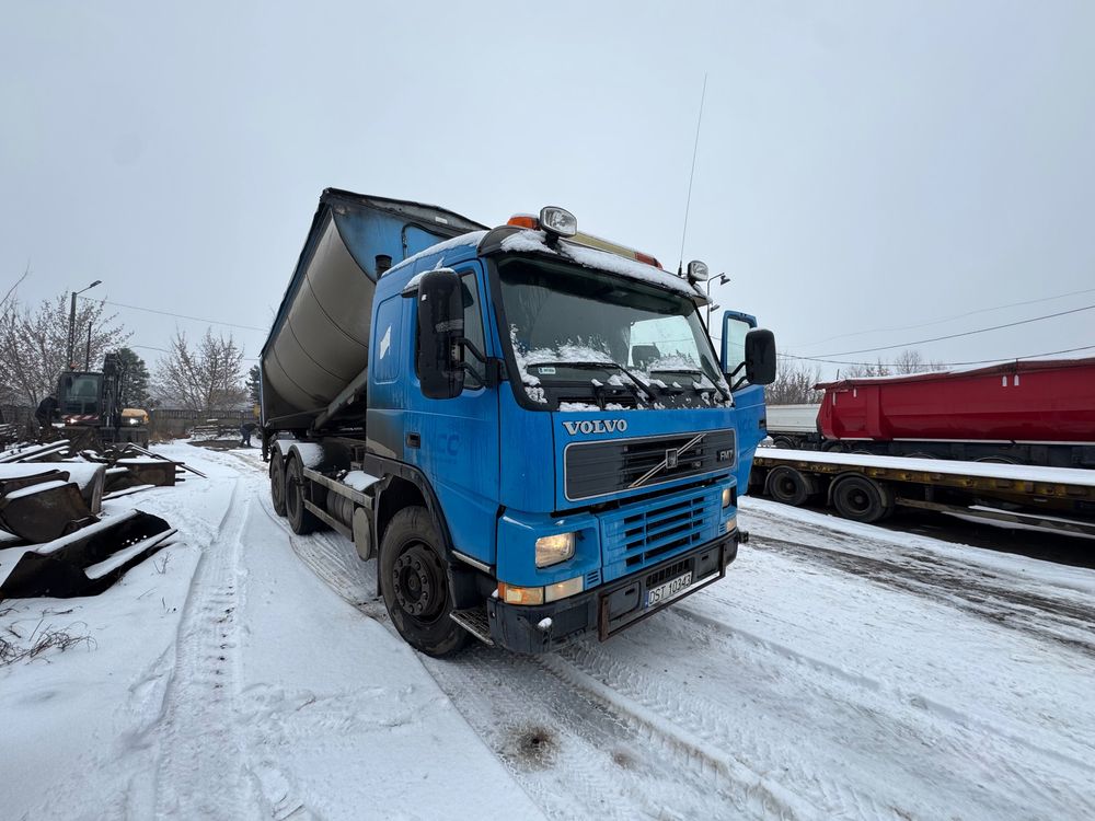 Volvo FE 2002