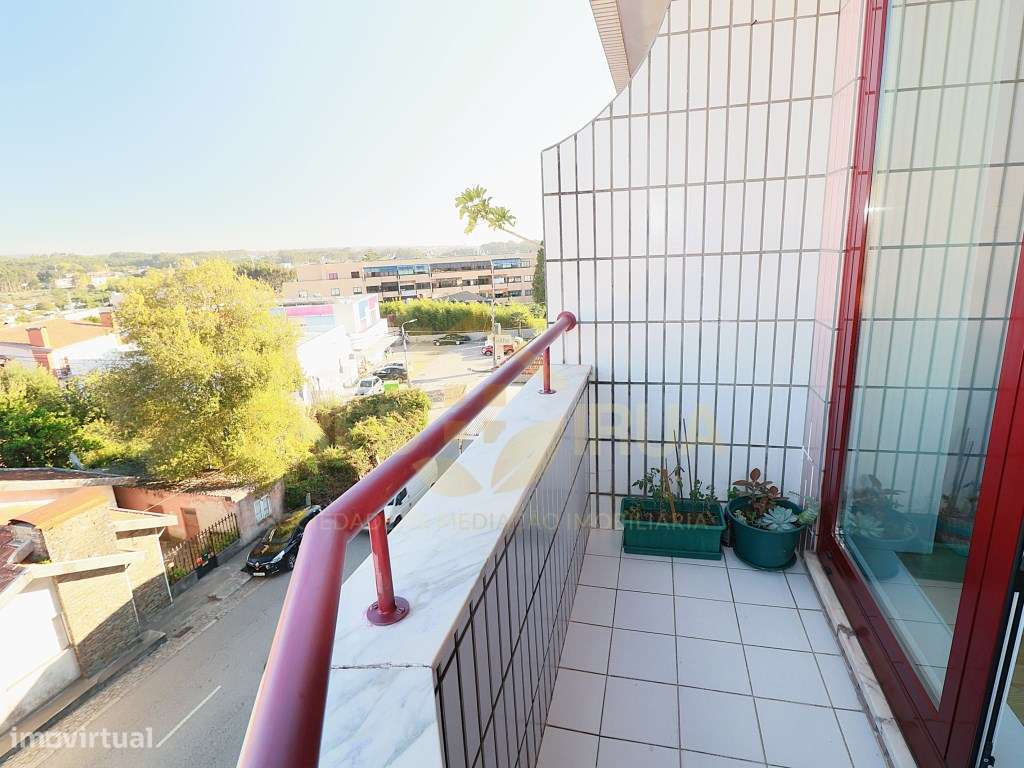 Apartamento T2 S. Félix da Marinha em condominio fechado-6