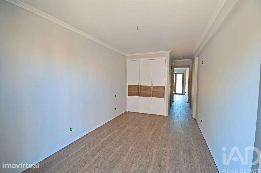 Apartamento T3 em Fernão Ferro de 140,00 m2 - Grande imagem: 4/13