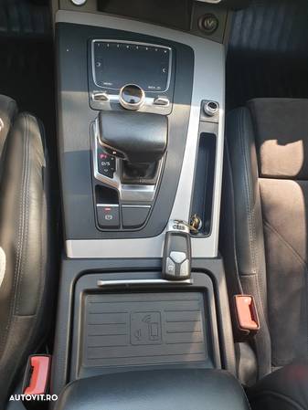 Audi Q5 2.0 TDI Quattro S tronic Design - 9